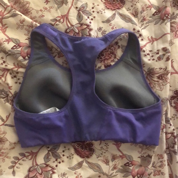 Nike Sports Bra - Picture 3 of 3